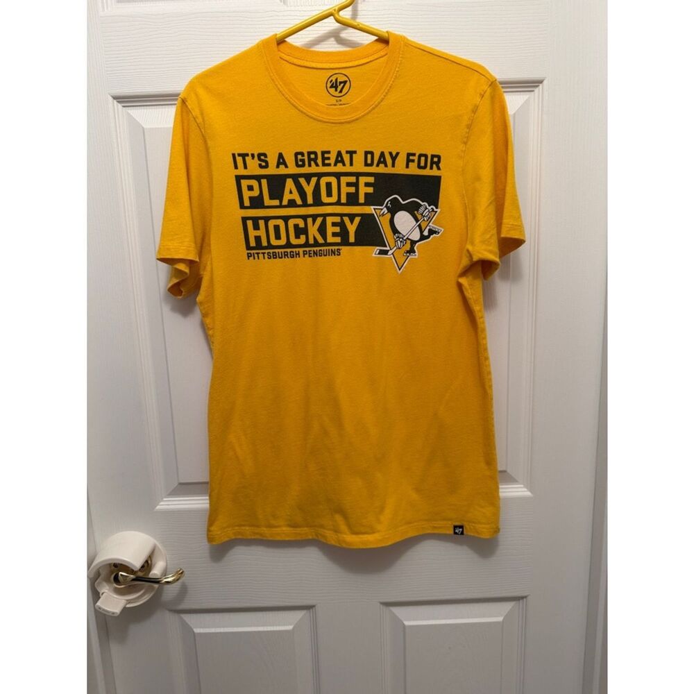 Men’s size small 47 Brand Pittsburgh Penguins Playoff Hockey Tee - Gold